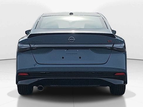 New 2026 Nissan Sentra SR FWD image 5