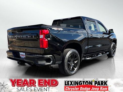 Used 2022 Chevrolet Silverado 1500 Custom w/ LPO, Blackout Package image 8
