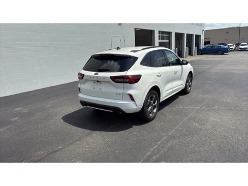 Used 2024 Ford Escape ST-Line AWD/4WD image 6