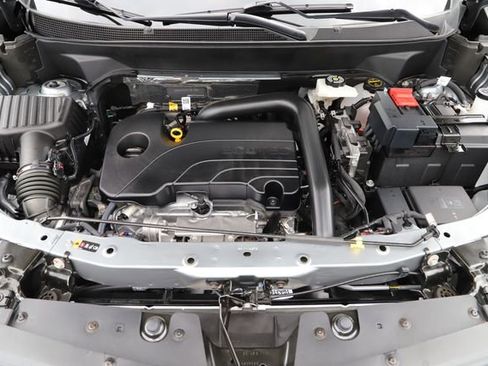 Used 2026 Chevrolet Equinox LT FWD image 10