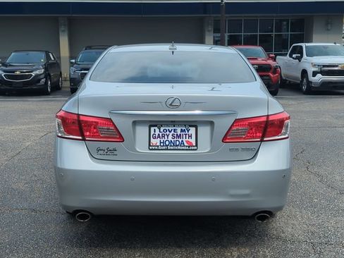 Used 2011 Lexus ES 350 w/ Preferred Accessory Package FWD image 5