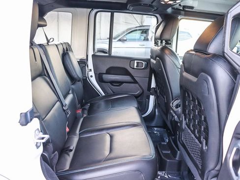 Used 2021 Jeep Wrangler Unlimited Rubicon 4xe w/ Cold Weather Group AWD/4WD image 19