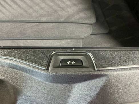 Used 2023 BMW X5 sDrive40i w/ Premium Package RWD image 31