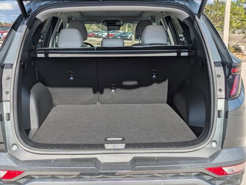 Used 2022 Hyundai Tucson Limited w/ Cargo Package image 13