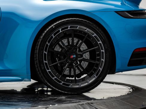 Used 2020 Porsche 911 Carrera S RWD image 92