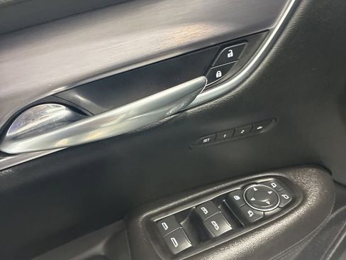 Used 2019 Cadillac XT5 Luxury FWD image 27