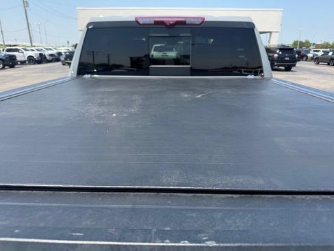 Used 2024 GMC Sierra 1500 AT4 w/ Technology Package AWD/4WD image 10