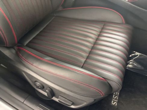 Used 2025 Genesis G70 3.3T Advanced image 32