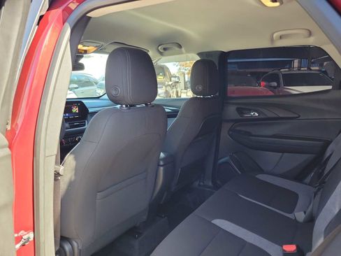 Used 2025 Chevrolet TrailBlazer LS w/ LS Convenience Package image 12