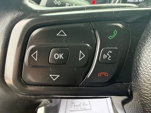 Certified 2022 Jeep Wrangler Sport AWD/4WD image 14