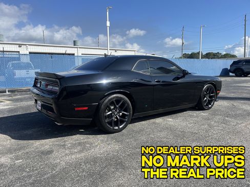 Used 2022 Dodge Challenger R/T w/ Plus Package RWD image 2