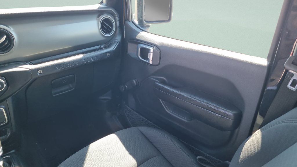 Used 2022 Jeep Wrangler Sport AWD/4WD image 13