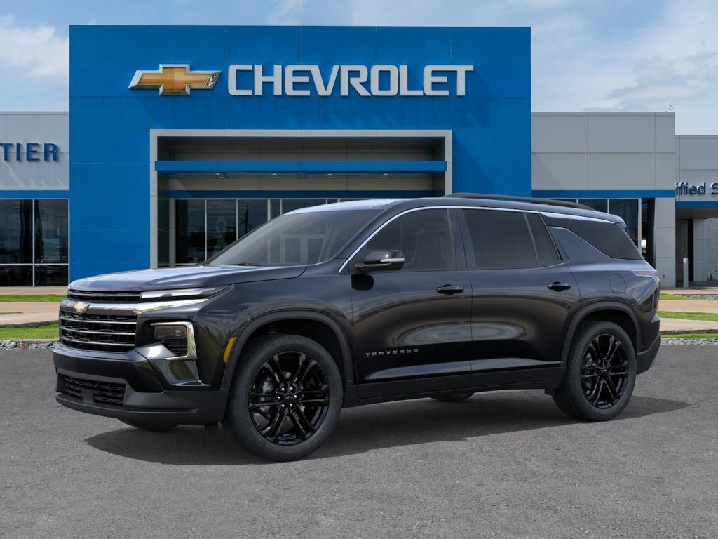 New 2027 Chevrolet Traverse LT w/ Driver Confidence Package FWD image 2