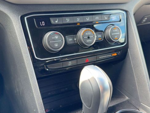 Used 2023 Volkswagen Atlas Cross Sport SEL R-Line image 19