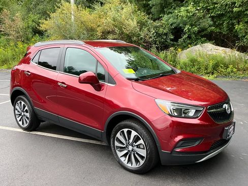 Used 2022 Buick Encore Preferred w/ Safety Package AWD/4WD image 7