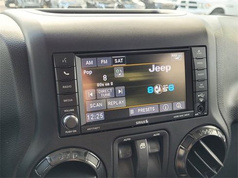 Certified 2018 Jeep Wrangler Rubicon image 25