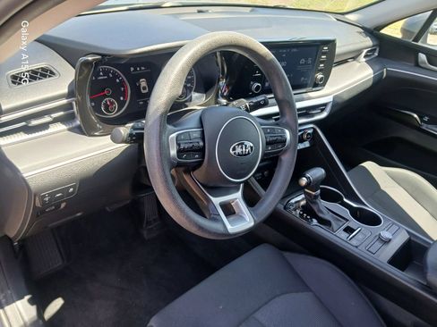Used 2021 Kia K5 LX FWD image 7