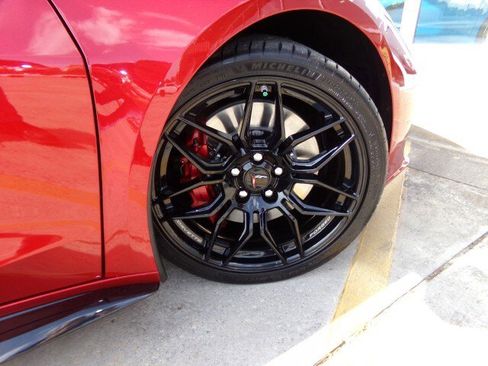 Used 2025 Chevrolet Corvette Z06 RWD image 26