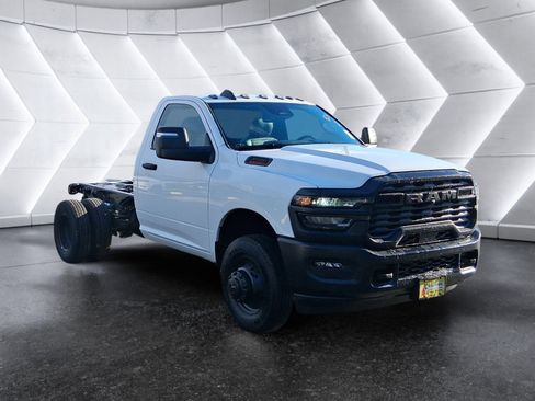 New 2026 RAM 3500 Tradesman image 8