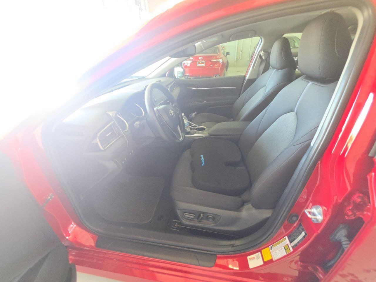 Used 2024 Toyota Camry LE w/ Convenience Package FWD image 9