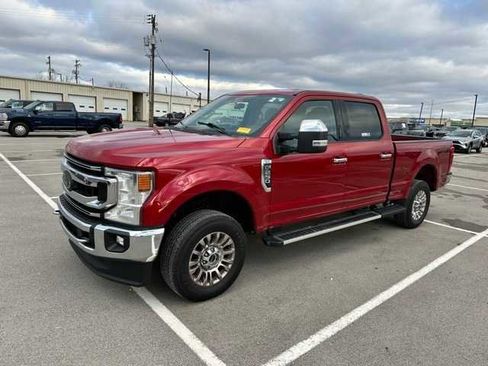 Used 2022 Ford F250 XLT w/ XLT Premium Package image 9