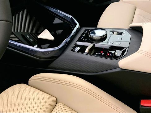 New 2025 BMW X3 xDrive30i w/ Premium Package image 6