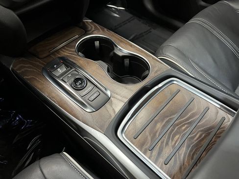 Used 2019 Acura MDX SH-AWD w/ Advance Package image 7