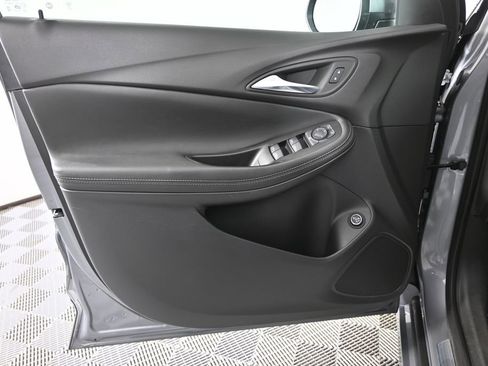 Used 2023 Buick Encore GX Select w/ Sport Touring Package image 18