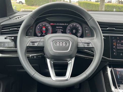 Certified 2025 Audi Q7 3.0T Premium Plus w/ Premium Plus Package AWD/4WD image 18