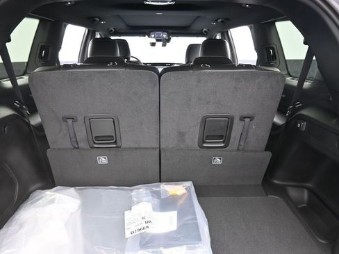 New 2026 Jeep Grand Cherokee L Limited image 14