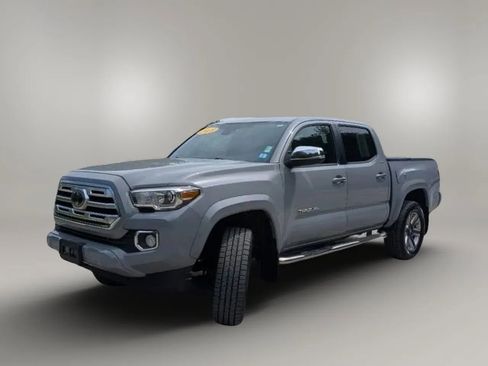 Used 2018 Toyota Tacoma Limited AWD/4WD image 1