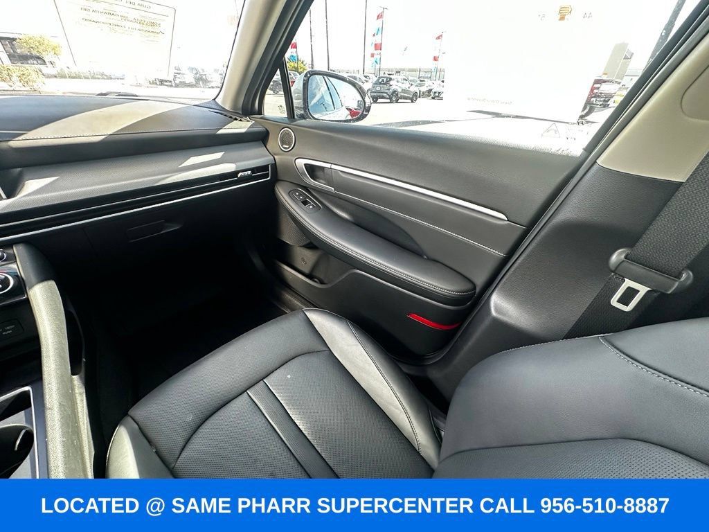 Used 2025 Hyundai Sonata Limited FWD image 18