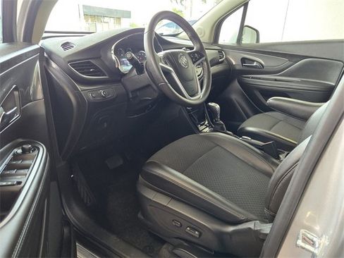 Used 2022 Buick Encore Preferred w/ Safety Package image 14