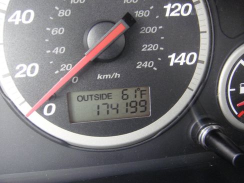 Used 2005 Honda CR-V SE image 16