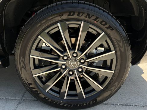 Used 2026 Lexus GX 550 AWD/4WD image 52