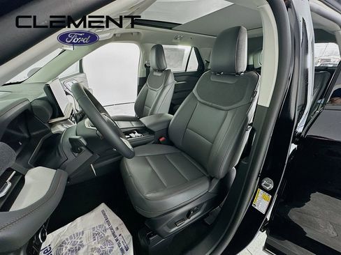 New 2026 Ford Explorer Active w/ Active Comfort Package AWD/4WD image 27