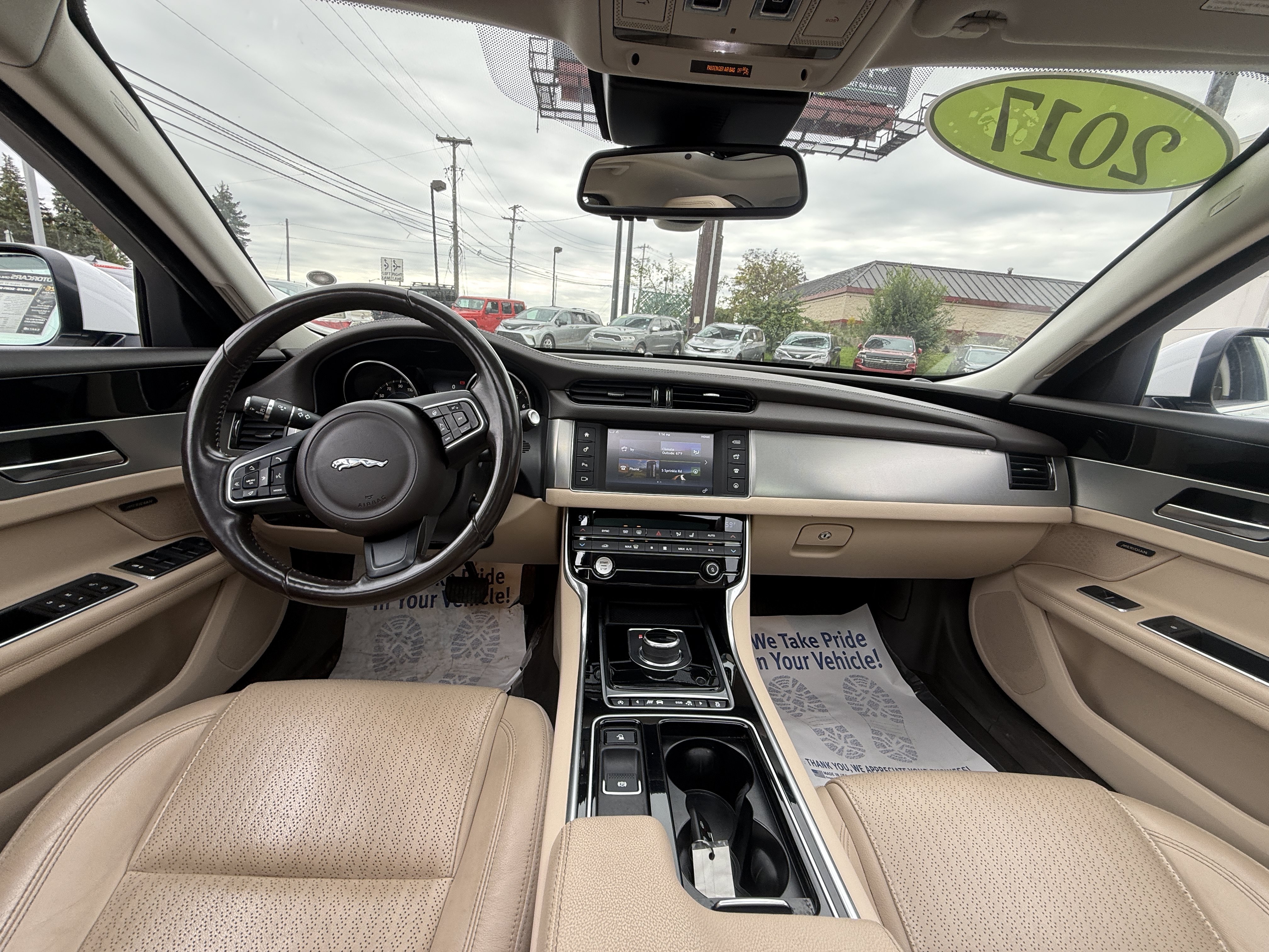 Used 2017 Jaguar XF Prestige AWD/4WD image 11