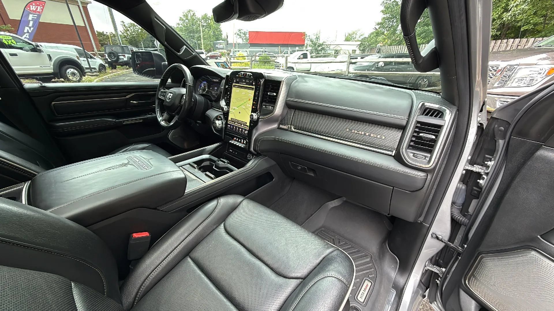 Used 2019 RAM 1500 Limited AWD/4WD image 30