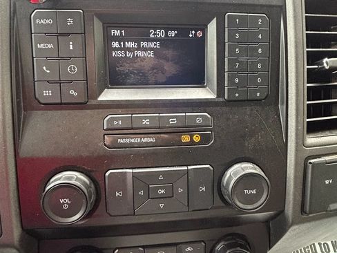 Used 2022 Ford F350 XL w/ Power Equipment Group AWD/4WD image 19