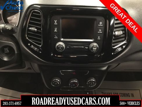 Used 2018 Jeep Compass Latitude AWD/4WD image 47