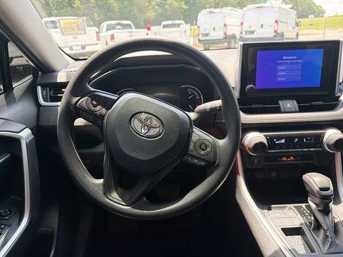 Used 2023 Toyota RAV4 LE FWD image 23