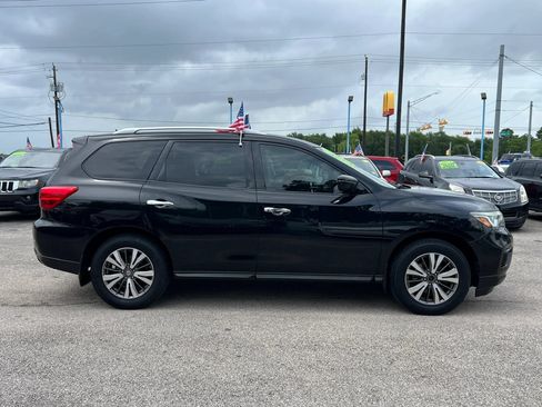 Used 2017 Nissan Pathfinder S FWD image 5