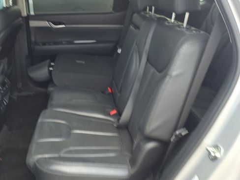 Used 2022 Hyundai Palisade SEL w/ 8P Bench Seat Package FWD image 6