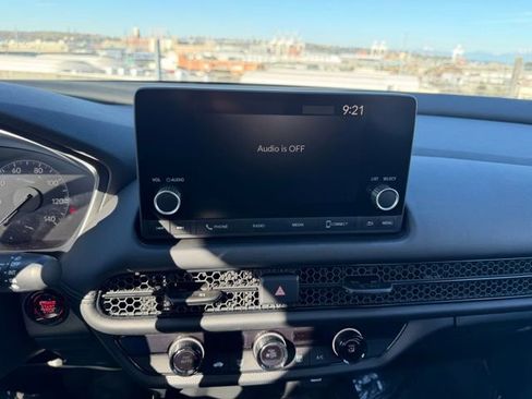 Used 2023 Honda HR-V LX image 20