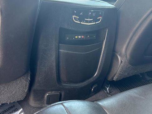 Used 2016 Cadillac Escalade ESV Premium image 20
