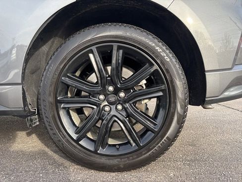 Used 2024 Ford Edge ST-Line image 9