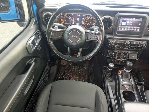 Used 2020 Jeep Gladiator Sport w/ Quick Order Package 24S AWD/4WD image 15