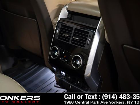 Used 2018 Land Rover Range Rover Sport HSE Dynamic image 24