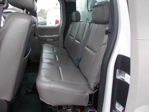 Used 2013 Chevrolet Silverado 3500 W/T image 6