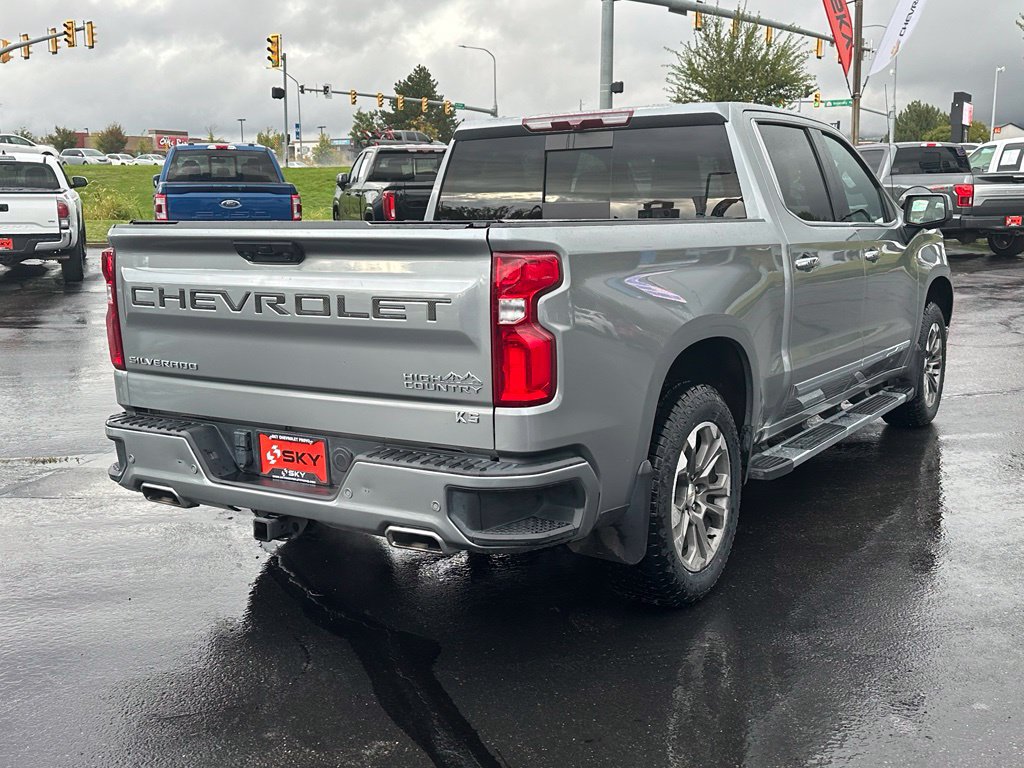 Certified 2023 Chevrolet Silverado 1500 High Country w/ Max Trailering Package AWD/4WD image 10